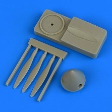 1/48 SAAB J-21A3 propeller w/tool