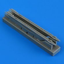 1/48 Jaguar GR.1/GR.1a upper pylons with adapters