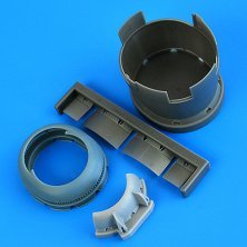 Quickboost 1/48 F6F-3 Hellcat capot avant volets fermés Quickboost 1/48 F6F-3 Hellcat capot avant volets fermés
