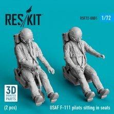 1/72 USAF F-111 pilots sitting in ejection seat