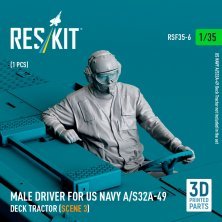 1/35 Male driver US NAVY for A/S32A-49 Deck Tractor 3