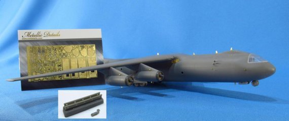 1/144 Lockheed C-141B Starlifter