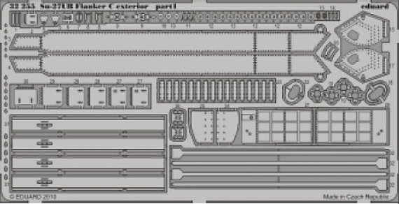 1/32 Su-27UB Flanker C exterior (TRUMP)
