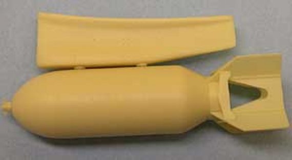 1/32 1000lb Bomb Set