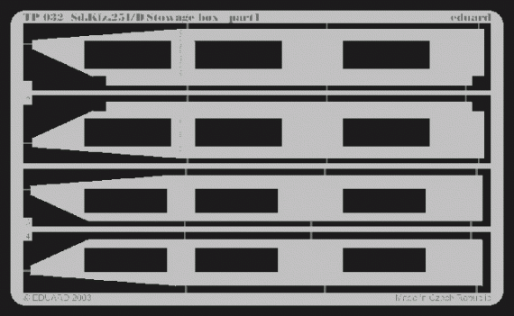 Sd.Kfz.251 Ausf.D stowage box  (TAM)