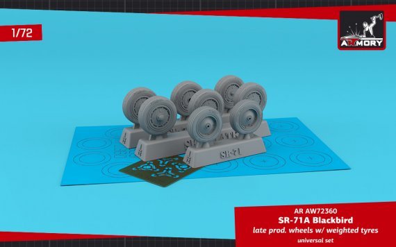 1/72 Lockheed SR-71A Blackbird late type weighted wheels