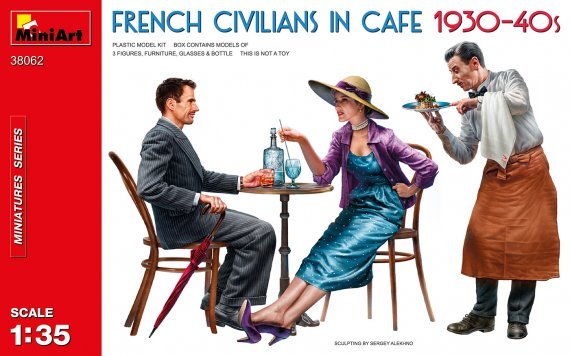 1/35 French Civilians in Cafe 1930-40s