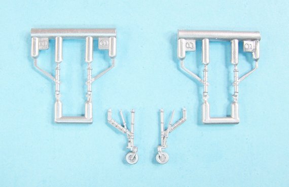 1/144 Douglas A-4E/F Skyhawk Landing Gear