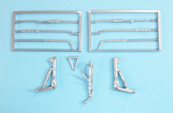 1/72 Sukhoi Su-24MR Fencer Landing Gear