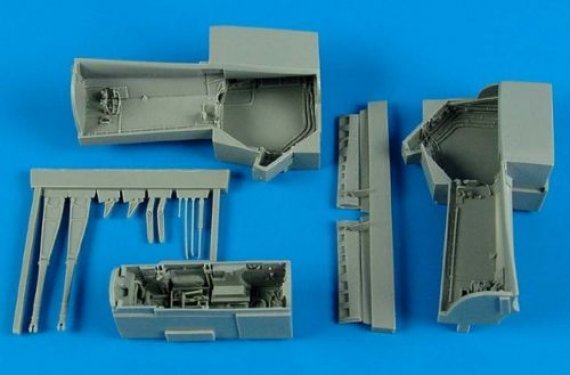 1/48 Grumman EA-6B Prowler wheel bay (designed to be used with K