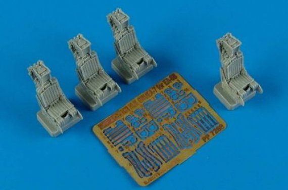 1/72 Martin Baker Gruea-7 (Grumman EA-6B Prowler) ejection seats