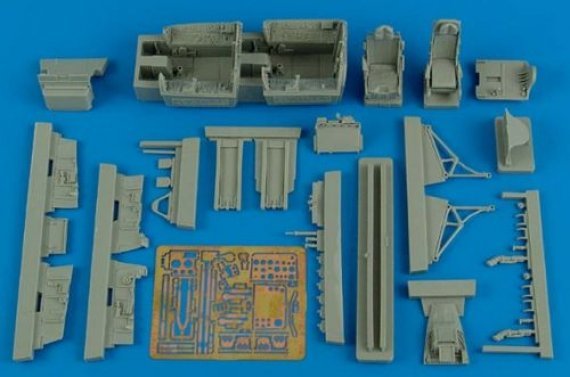 1/48 F-100F Super Sabre cockpit set  early (TRUM)