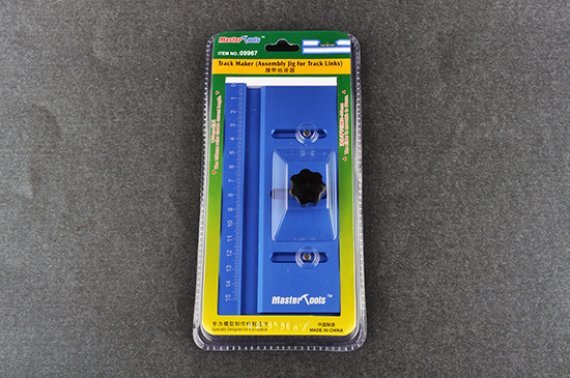 Track Maker. Assembly jig for track links