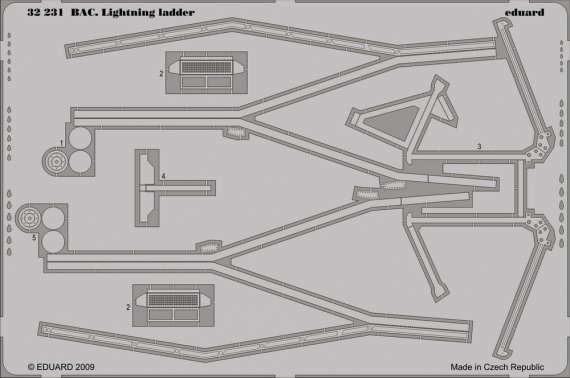 1/32 BAC Lightning ladder (Trumpeter)