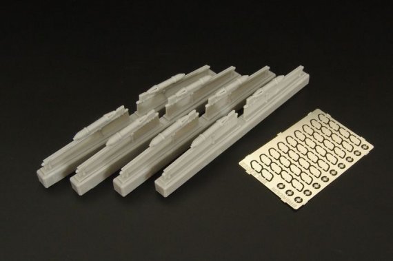 1/32 Soviet rockets RS82