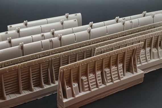 1/48 C-130 flaps resin set