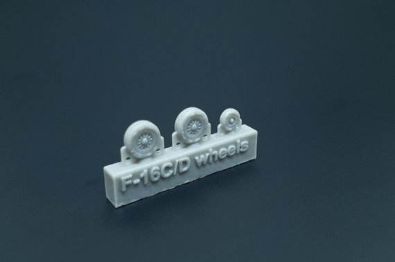 1/144 F-16C/D wheel set