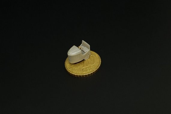 1/144 UK Flight Deck Tractor Clarkat type B