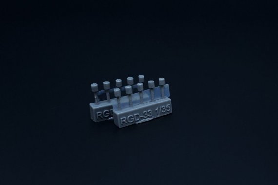 1/35 RGD-33 Soviet grenades