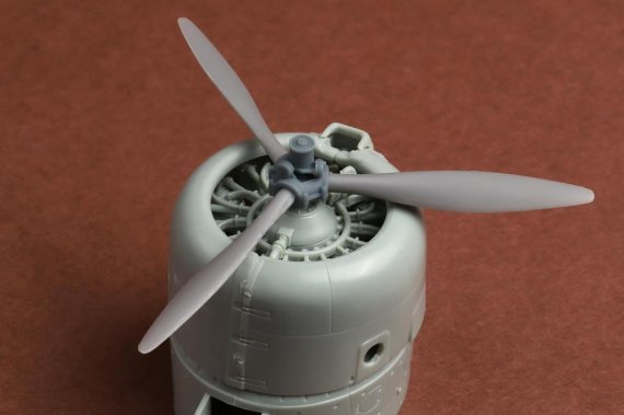 SBS Model 1/48 SBD-1/3 Dauntless H�lice & Moyeu