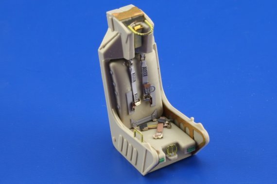 A-7E Corsair II ESCAPAC IG-2  (TRU)