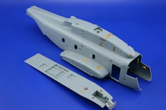 CH-53E Super Stallion exterior  (ACA/MRC)