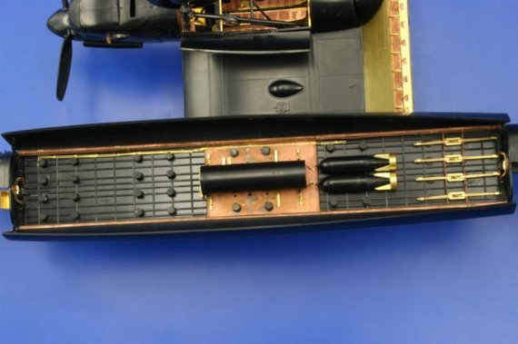 Lancaster bomb rack  (TAM)