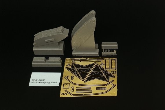 1/144 Mark IV Airship tug