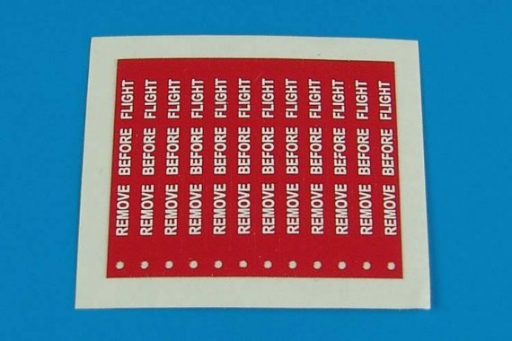 1/32 Remove before flight flags  with lettering