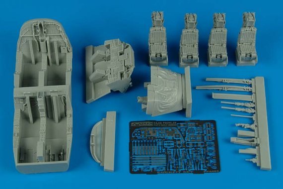 1/48 EA-6B Prowler cockpit set (KIN)