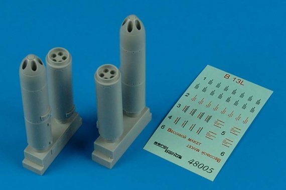 1/48 B-13L Soviet Rocket launchers