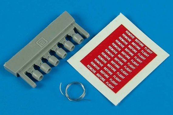 1/48 AIM 9 L/M/N seeker head cov.w/ RBF flag early