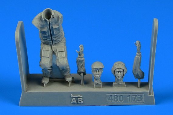 1/48 Soviet Aircraft Mechanic  Warsaw pact No.2