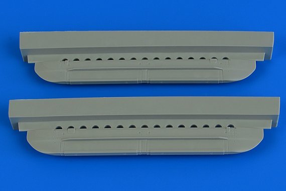 1/32 MiG-23MLD chaff/flare covered dispenser