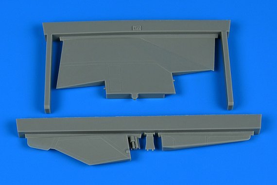 1/32 MiG-23ML correct tail fin