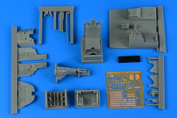 1/32 A-1J Skyraider cockpit set