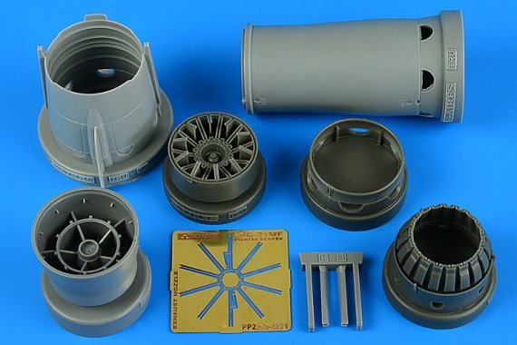 1/32 MiG-21MF Fighter Bomber exhaust nozzle closed for Trumpeter