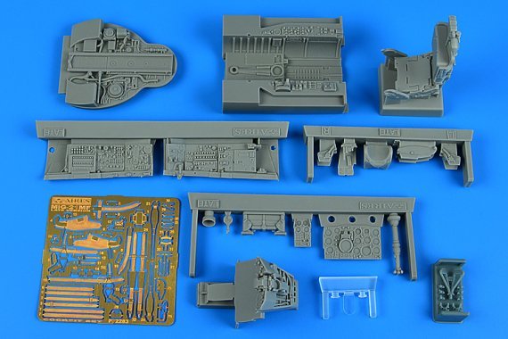 1/32 MiG-21MF Fishbed J cockpit set late for Trumpeter