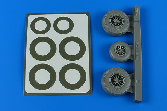 1/48 B-26K Invader Early wheels & paint masks