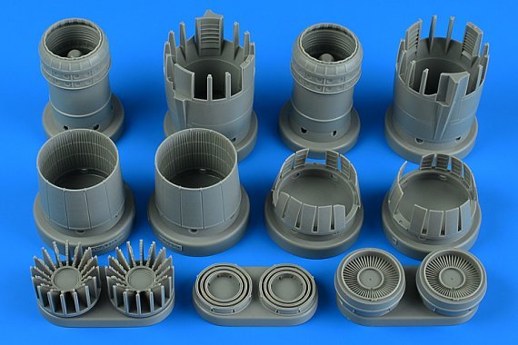 1/48 Lockheed SR-71A Blackbird exhaust nozzles closed for Revell