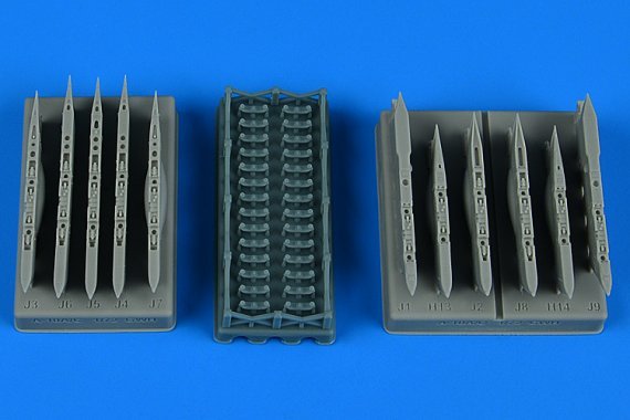 1/72 A-10A/C Thunderbolt II pylons for GWH
