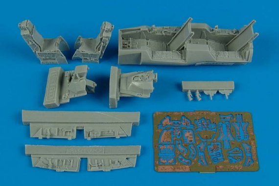 1/72 F-16I Sufa cockpit set (KIN)