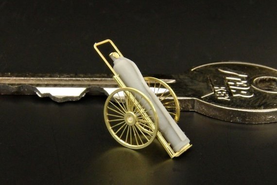 1/72 Cart with extinguisher (resin kit w/ PE set)