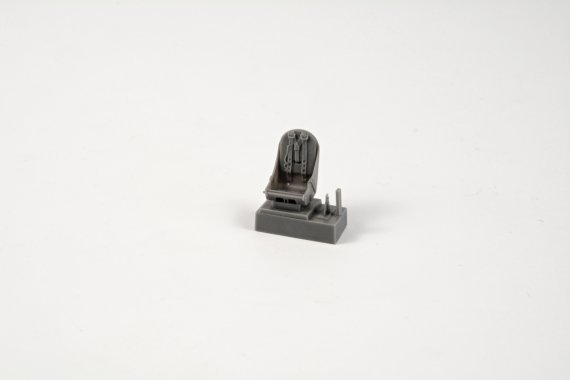 1/48 Defiant Pilot Seat with belts