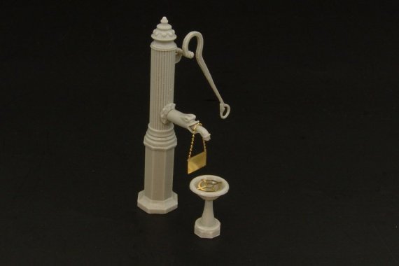 1/48 City water pump (resin kit)