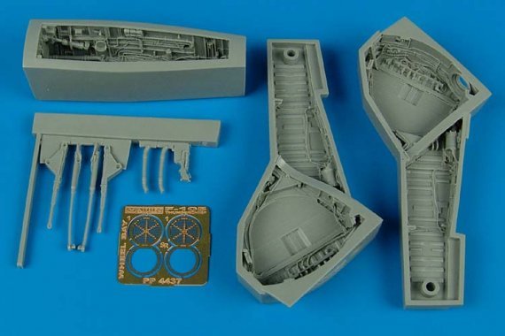 1/48 F-105 Thunderchief wheel bay (HAS/MON)