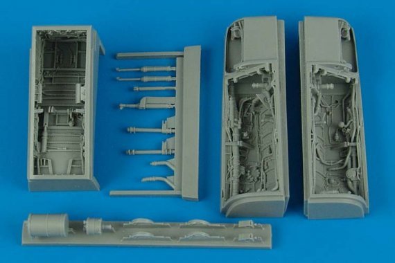 1/48 A-7 Corsair II wheel bay (HOBBYB)