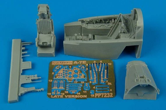 1/72 A-7E Corsair II (late v) cockpit set (HOBBYB)