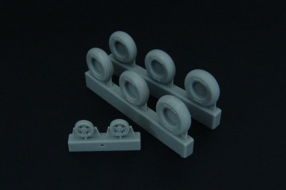 1/48 Spitfire 4-spoke wheels set