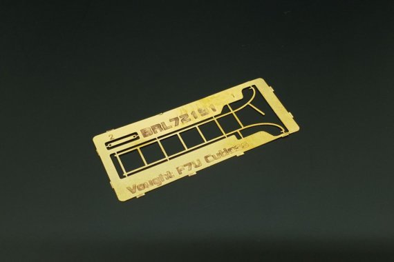 1/72 F7U Cutlass ladder